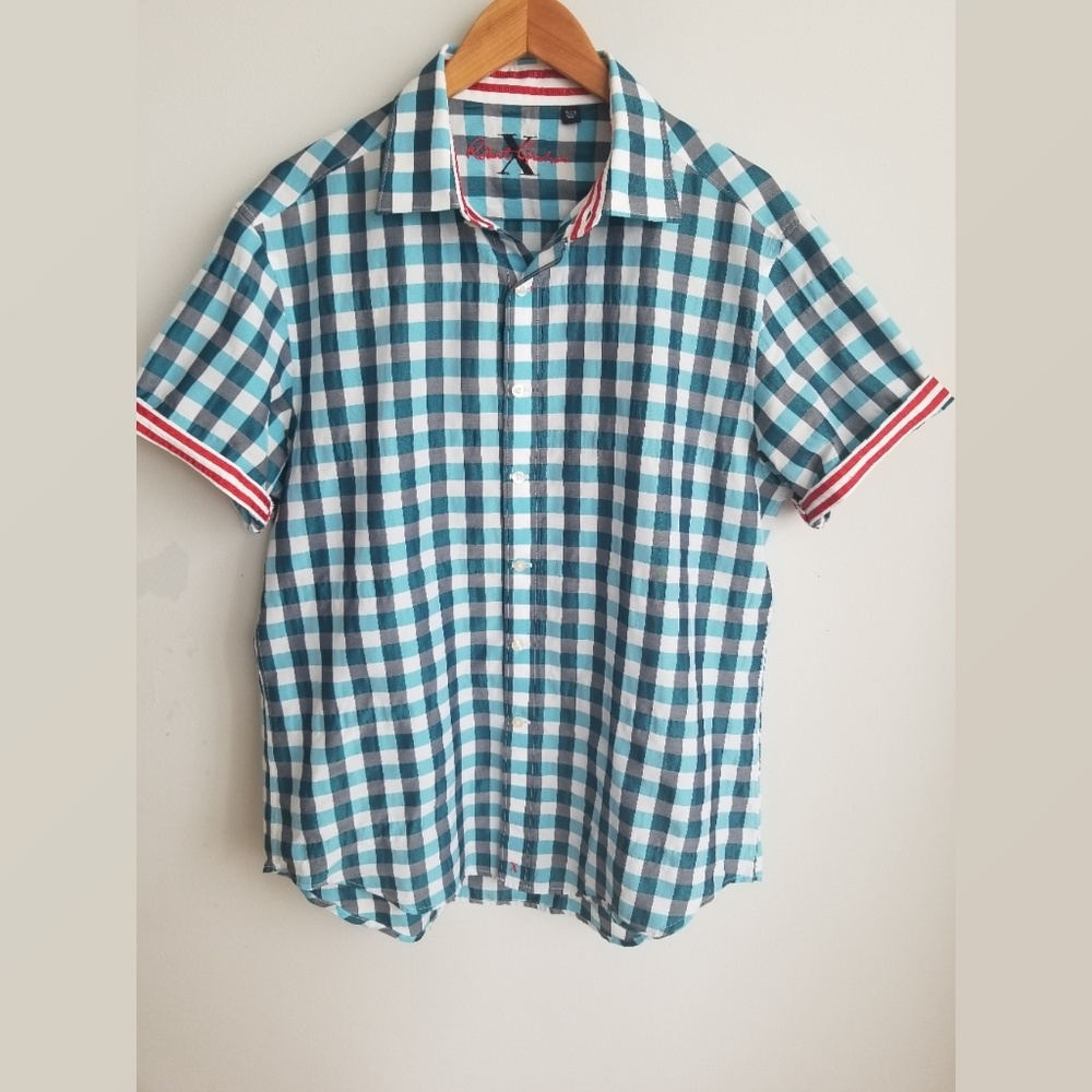 Robert Graham short sleeved button down shirt